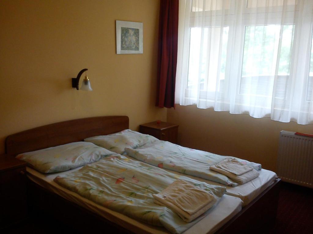 Hotel Family Balatonföldvár Exteriör bild