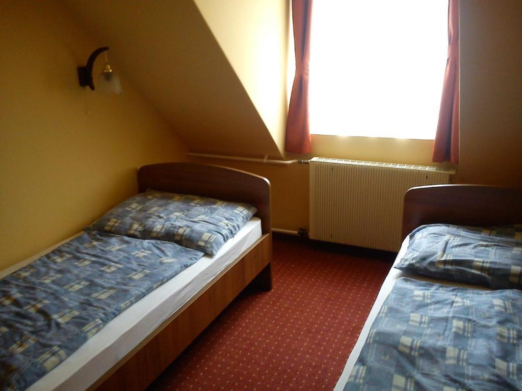 Hotel Family Balatonföldvár Exteriör bild